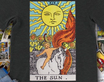 The Sun Vintage Tarot Card original hand drawn Rider Waite Deck t-shirt.