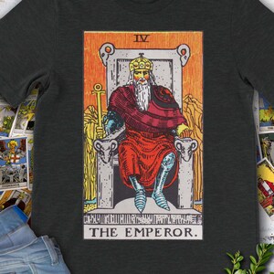 The Emperor Vintage Tarot Card origineel handgetekende Rider Waite Deck T-shirt.