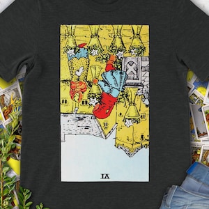 Six of Cups Vintage Reversed Tarot Card - het originele handgetekende Rider Waite Deck-T-shirt.