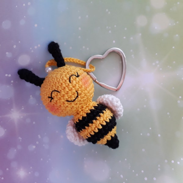 Amigurumi Biene Hummel gehäkelt Schlüsselanhänger Taschenbaumler Glücksbringer Geschenk Handarbeit