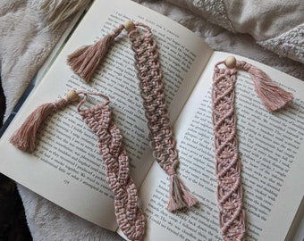 Handmade Macrame Bookmark, Gift Ideas, Boho Style, Book Accessory, Home Decor, Accessories, Elegant Bookmark