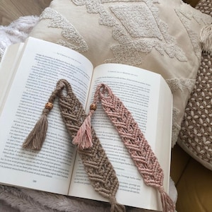 Handgemaakte macramé bladwijzer met houten kraal - Boho-boekaccessoire