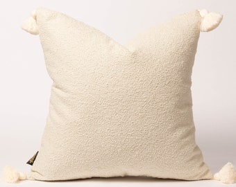 Cream Boho Pillow Cover with Tassels,Cream Boho Cushion Cover, Tassel Bohemian Cotton Throw Pillow Covers,Farmhouse Pillow ,Boho Retro Decor