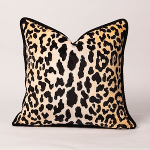 Velvet Leopard Pillow Cover, Leopard Pillow Cushion, Leopard Throw Pillow,Cheetah Cushion Case, Cotton fabric Leopard,Animal Print Home Deco