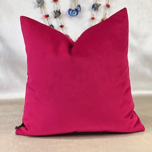 Dark pink velvet pillow new arrivals