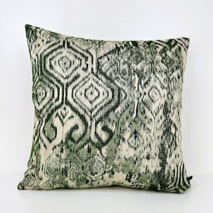 Ikat Woven Throw Pillow Cover, Green Ikat, Bohemian Cushion Covers, Decorative pilow, Ikat Pillow Cover with Green Cream,Boho pillow