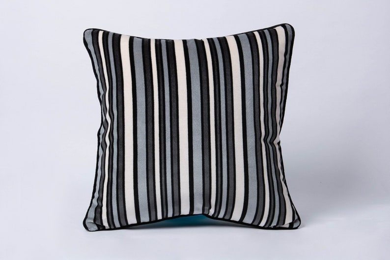 Striped Velvet Pillow Cover , Luxury Striped Velvet Cushion Cover zdjęcie 1