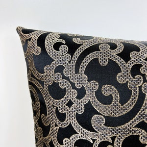 Luxury Gold Black Pillow Cover,Gold Black Luxury Cushions Black-Gold Decorative Pillow, Bronze Black Cushion Cover,18x18x20x20 inch zdjęcie 2