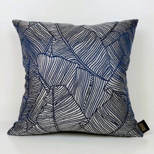 Black And White Tropical Leaf Decorative Throw Pillow Cover Black And White Tropical Leaf Decorative Throw Pillow Cover