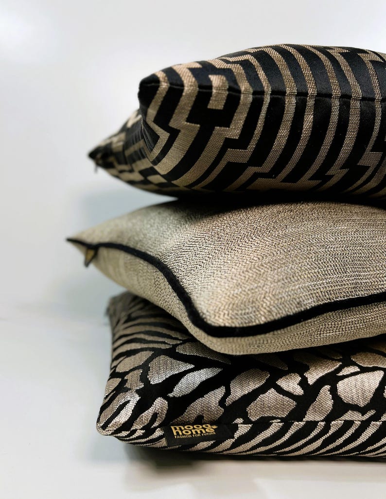 Luxury Bronze Biege Woven Pillow Cover,black Gold Pillow Cover,black