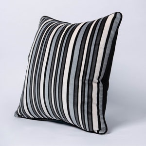 Striped Velvet Pillow Cover , Luxury Striped Velvet Cushion Cover zdjęcie 3