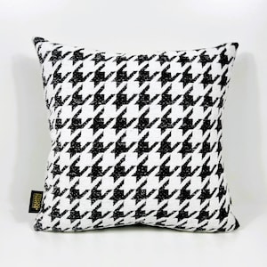 Luxury Houndstooth Woven Velvet Pillow Cover, Black-White Velvet Houndstooth Cushion Cover, Black Cushion Cover, White Pillow