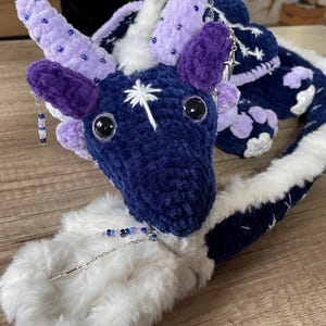 Schema all'uncinetto Cosmic the Galaxy Dragon Amigurumi all'uncinetto inglese + tedesco - Istruzioni PDF da scaricare/PDF da scaricare
