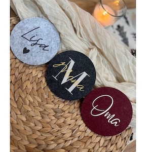 Glasuntersetzer personalisiert - Name - Filz - Getränke - Hochzeit - Platzkarten - Geschenke unter 5 Euro Geschenk für Kollegen Weihnachten