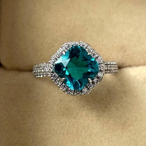 Luxus Paraiba Turmalin Verlobungsring, Kissenschliff Paraiba Cluster Ring, Neon Blau Paraiba Turmalin Für Ringe, Antiker Paraiba Ring.