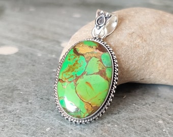 Ciondolo in argento 925 con turchese verde rame - Gioielli fatti a mano con pietre preziose ovali