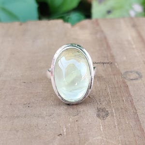 Oval Prehnite Ring: 925 Sterling Silver Unisex Band