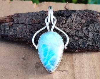 Ciondolo a goccia in larimar: elegante regalo in argento sterling boho