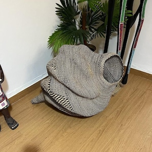 Cesta de arte tejida a mano Bolga / Cesta de caracola / Cesta de mimbre ondulada / Cesta Basabasa / Cesta de arte de paja natural / Cesta para decoración de habitaciones
