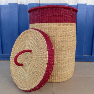 Straw laundry basket with lid, clothes basket with lid, laundry storage basket, woven floor hamper, tall straw bin, eco-friendly tub basket
