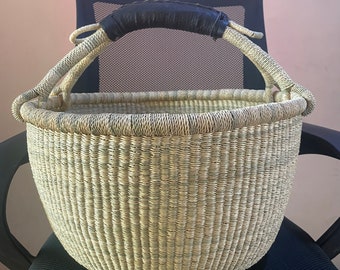 Big wicker tote bag, Eco-friendly market basket, natural round storage basket, cute straw shopping basket, grocery basket, gathering basket