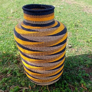 Tall straw vase, handwoven colored basket, cylindrical art basket, African decor basket, straw design basket, eco-friendly straw statement