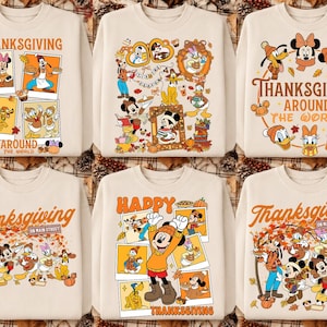 Può includere: Sei felpe girocollo beige con varie grafiche di personaggi Disney a tema autunnale. I disegni includono scritte Thanksgiving, cornici in stile polaroid e illustrazioni di Topolino, Minnie, Paperino, Paperina, Pippo e Pluto in abiti autunnali.