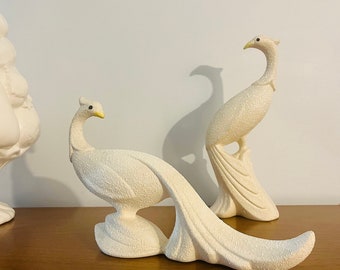 Vintage Spatterware Pheasant Bird Statues MCM Elegant Cream Ceramic Long Feather Tail Game Bird Pair
