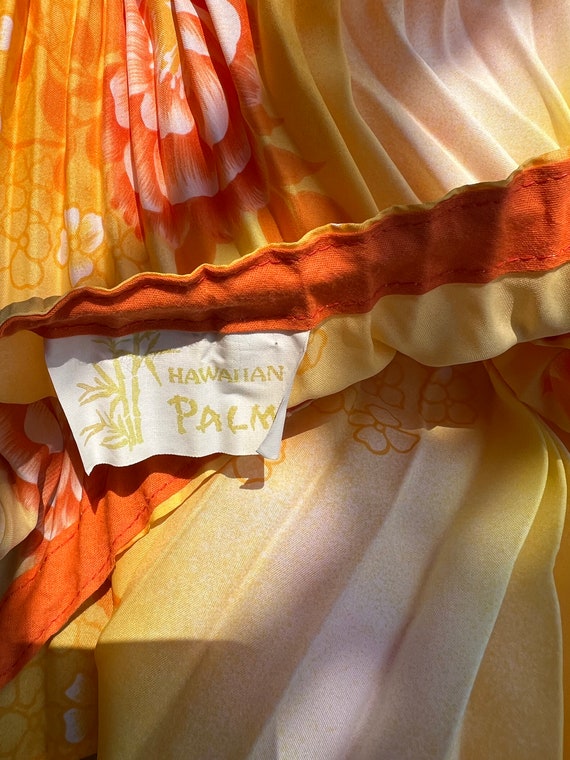 Hawaiian Accordion Pleat Yellow Floral Tunic Top … - image 7