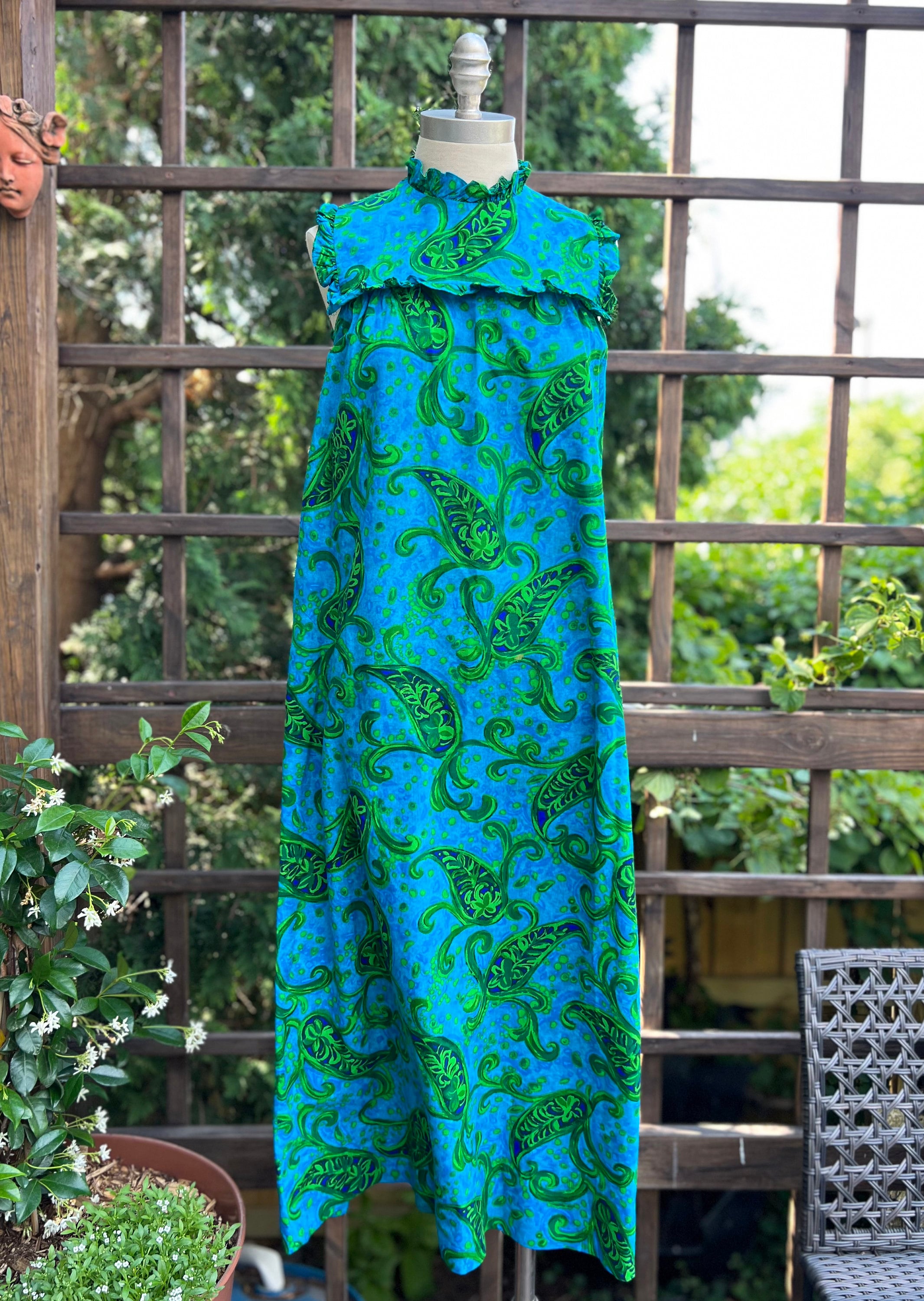 Tahiti Imports フラダンス ドレス Vintage Hawaiian Dress With Lace up Too by Tahiti Imports - Etsy