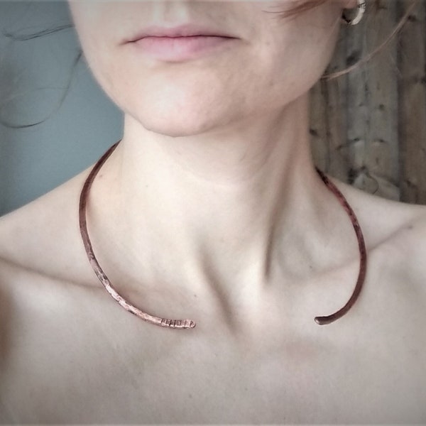 Oxidized hammered copper thick choker, adjustable open collar