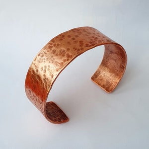 Hammered Copper Cuff, Hammered Stylish Bracelet, 7th Anniversary Gift, Polished Copper Bangle, Custom Jewelry, Personalized Handwriting