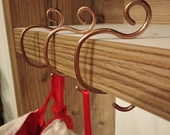 Perchero de cobre macizo para medias, perchero martillado, perchero forjado a mano, decoración navideña, soportes para estantes
