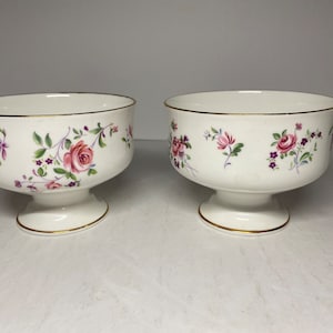 Victorian Rosebud dainty dessert bowls (2)