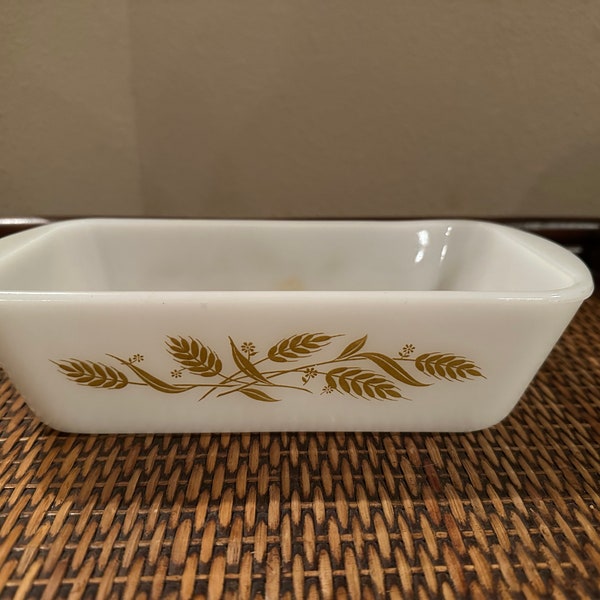 Sears Golden Wheat Pattern Bread Pan Milk Glass Retro Vintage 60