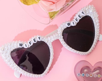 Lunettes de soleil personnalisées en forme de coeur avec strass pour la mariée, Lunettes de soleil en perles pour la mariée, Lunettes de soleil de la future mariée, Accessoires de mariage avec strass, Shower nuptiale