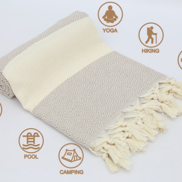 Pagne de plage personnalisé, 40 "x 70", Serviette en coton de couleur beige, Fouta cadeau de demoiselle d'honneur, Serviette personnalisée de Noël, Cadeau de pendaison de crémaillère, Serviettes