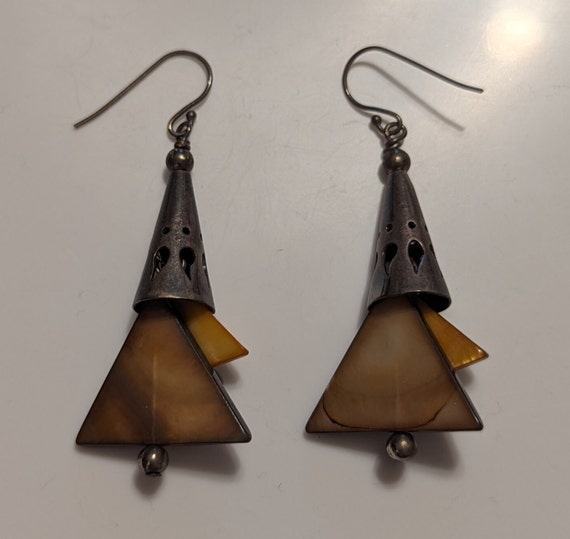 Vintage Brown Mother of Pearl Layered Triangle Cu… - image 2