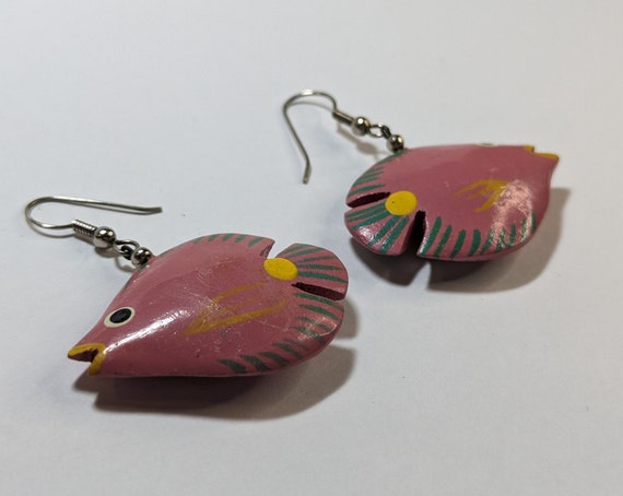 Vintage Painted Wooden Fish Earrings Pink Yellow … - image 1