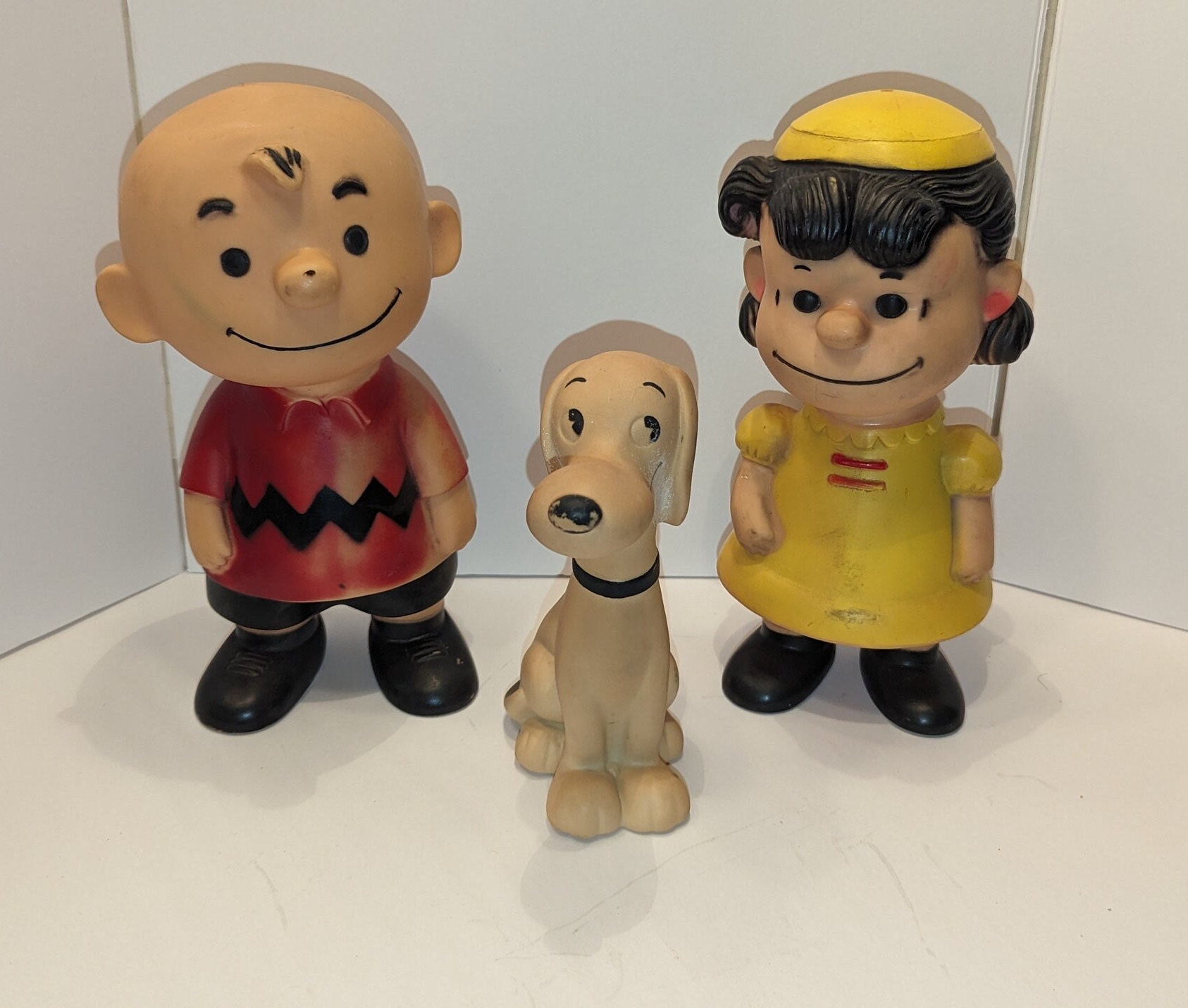 Vtg 1960s Set of 2 Large Ceramic Peanuts Charlie Brown Snoopy Figures