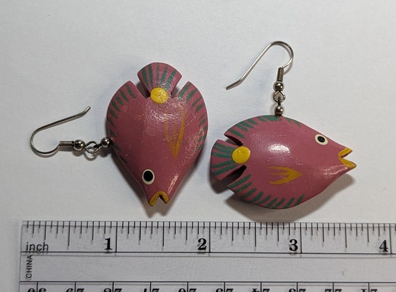 Vintage Painted Wooden Fish Earrings Pink Yellow … - image 4