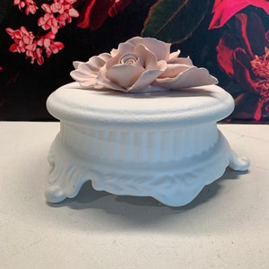 Blush Pink Rose, Borbone Capodimonte Italian Floral Lidded Jar - Hand Painted Porcelain | Pink Bedroom decor, Pink Jewelry Storage Box