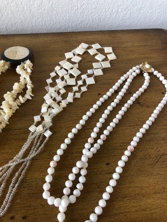 Five assortment beaded necklaces - image 10