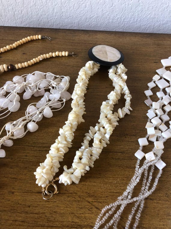 Five assortment beaded necklaces - image 9