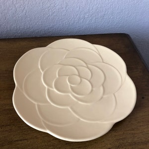 Stoneware Home Serving Plate Decorative Yellow