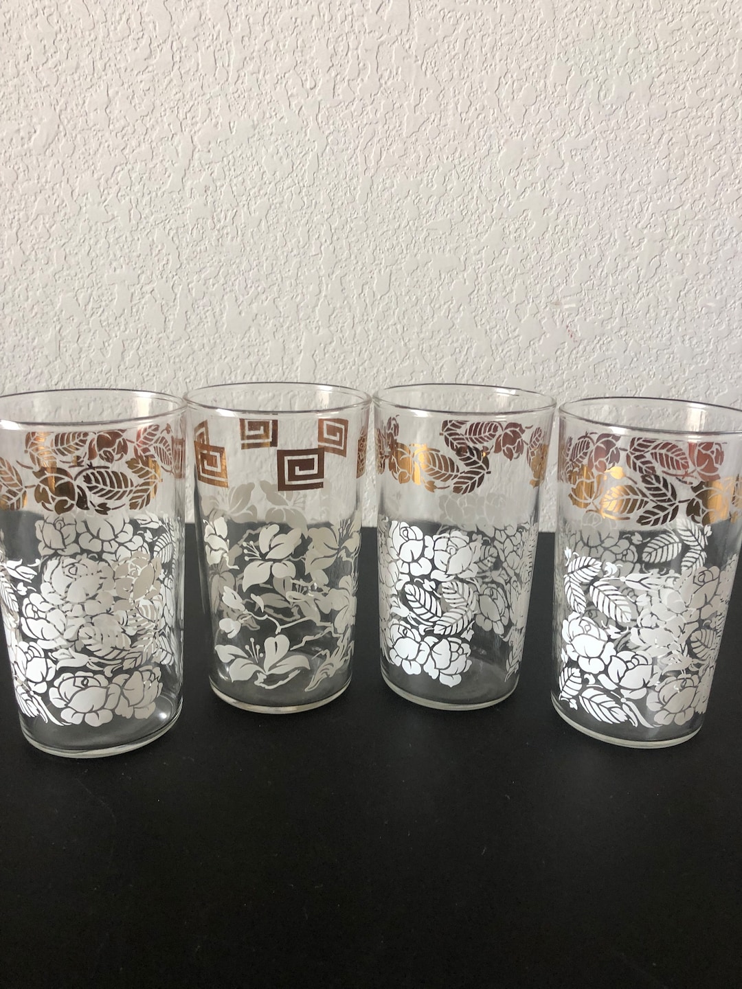 Vintage Anchor Hocking Drinking Glasses Four Glasses White Floral Gold