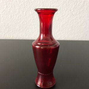 Ruby Red Glass Vase Art Deco Short Retro Rope Twisted Detail 6 Inches