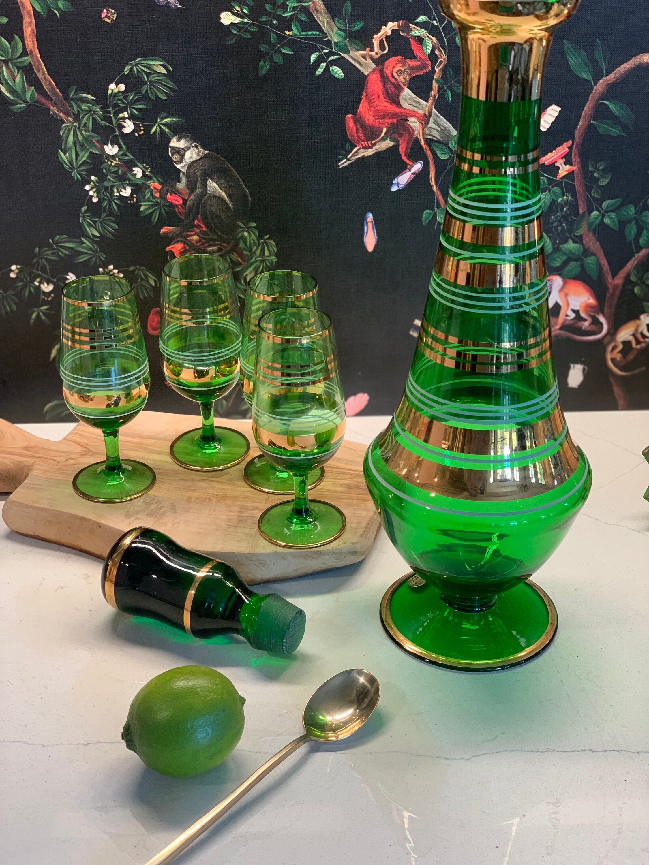 Bohemia Glass デキャンタとグラスセット ボヘミアグラスセット 星柄のデキャンタ&ミニグラス5個セット