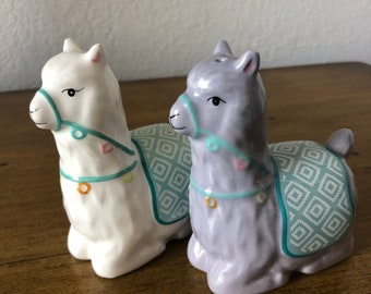 Del Ceramic Llamas Salt and Pepper Set