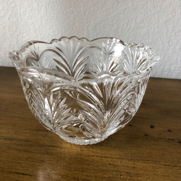 Vintage Full Lead Crystal Fifth Avenue Scalloped Bowl/Candy Dish